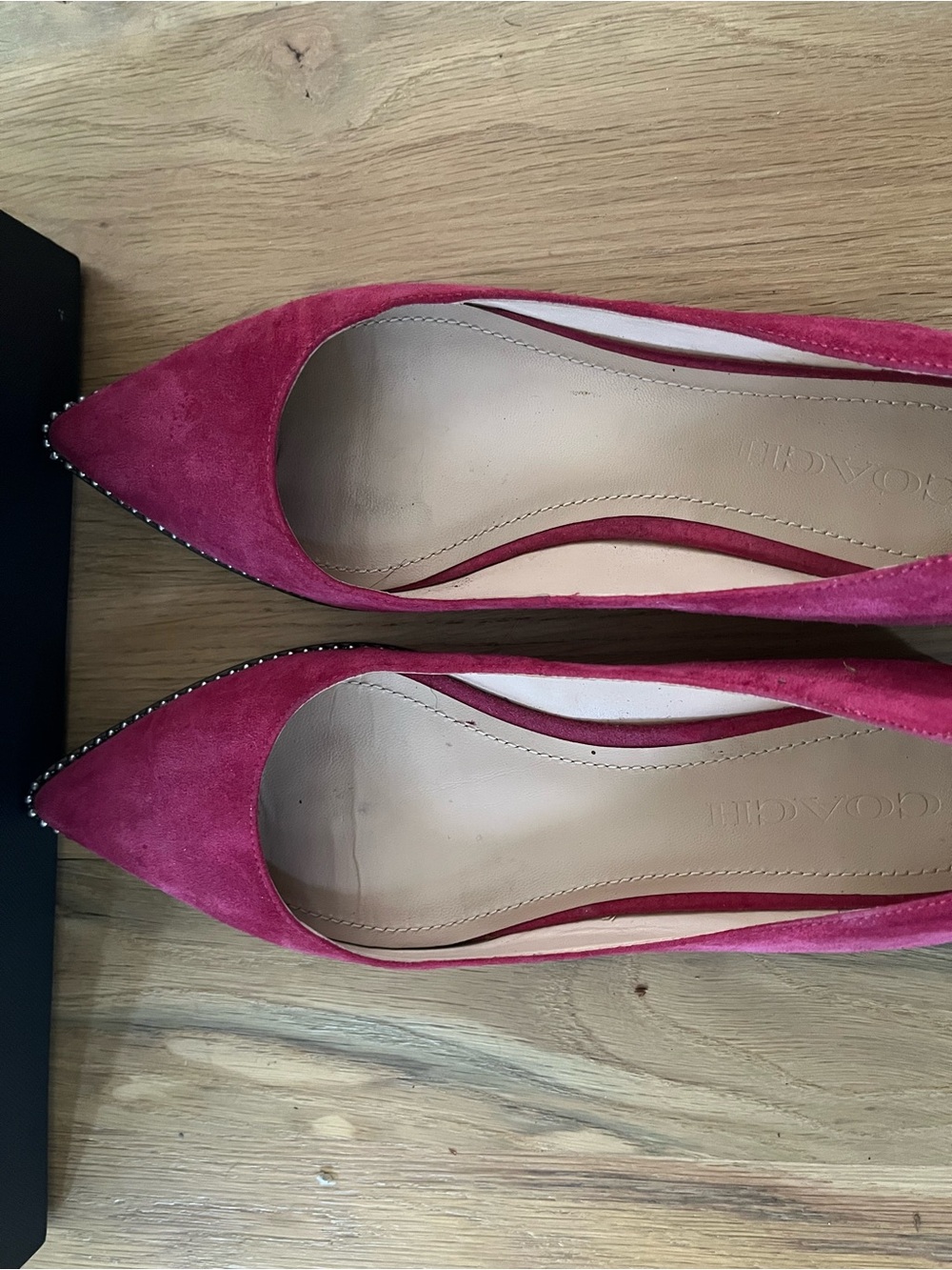 Women’s Pointed-Toe Suede Flats in Fuchsia with Stud Trim. Size 7.5